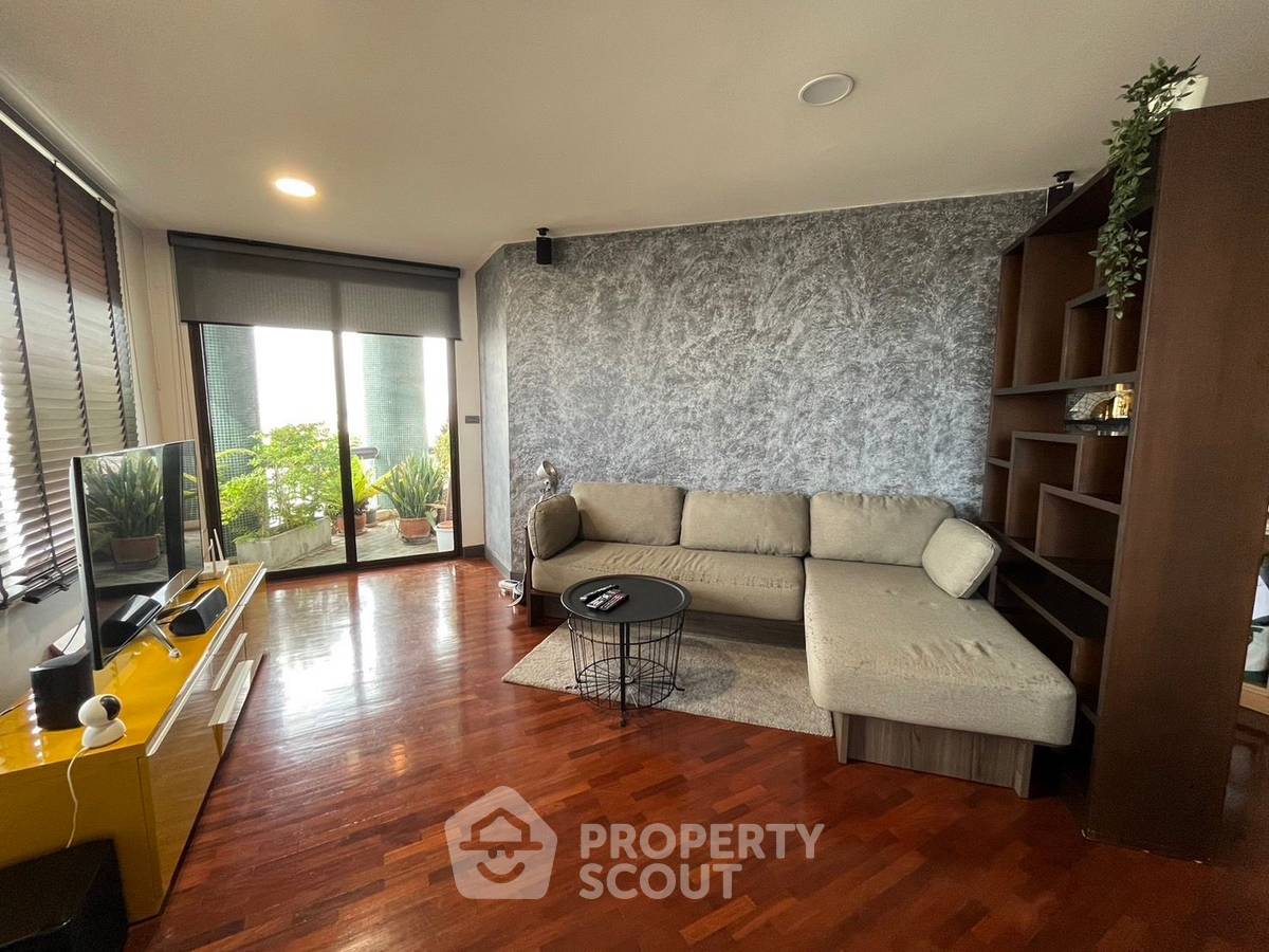 picture 1-BR Condo at Tridhos City Marina near BTS Wongwian Yai (ID 1872505) - 4/6