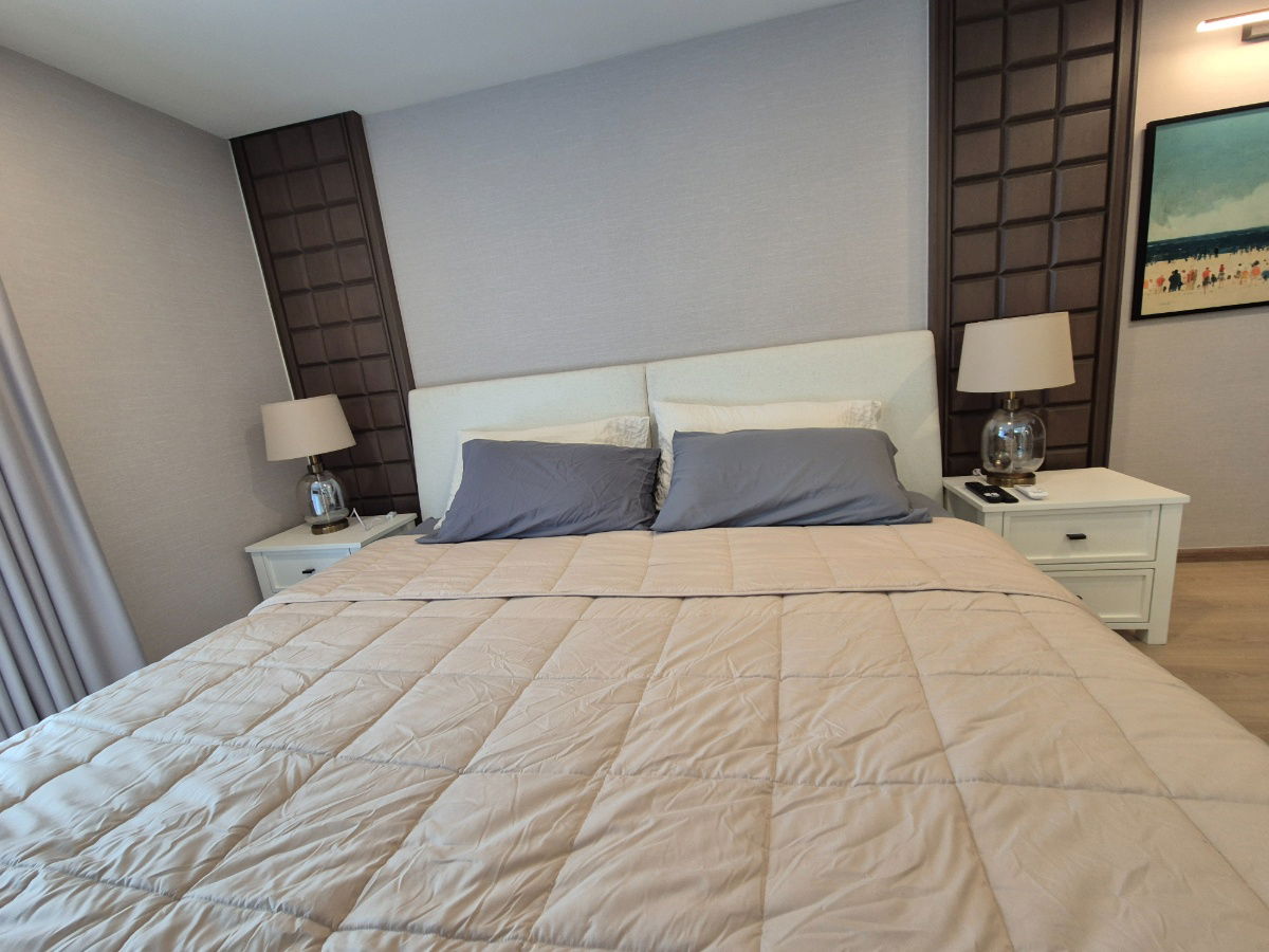 picture For rent Life rama4- Asoke 2 bedroom Vertiplex fully furnished  - 9/26