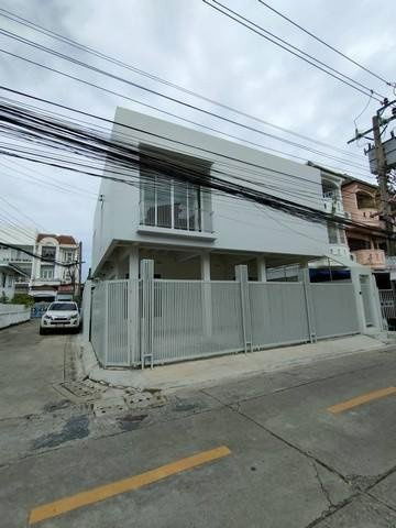รูป ให้เช่า บ้านเดี่ยว 2ชั้น หลังมุม 40 ตร.ว. สุทธิสาร ห้วยขวาง ใกล้ MRTสุทธิสาร 750 เมตร  - รูปที่ 15/15