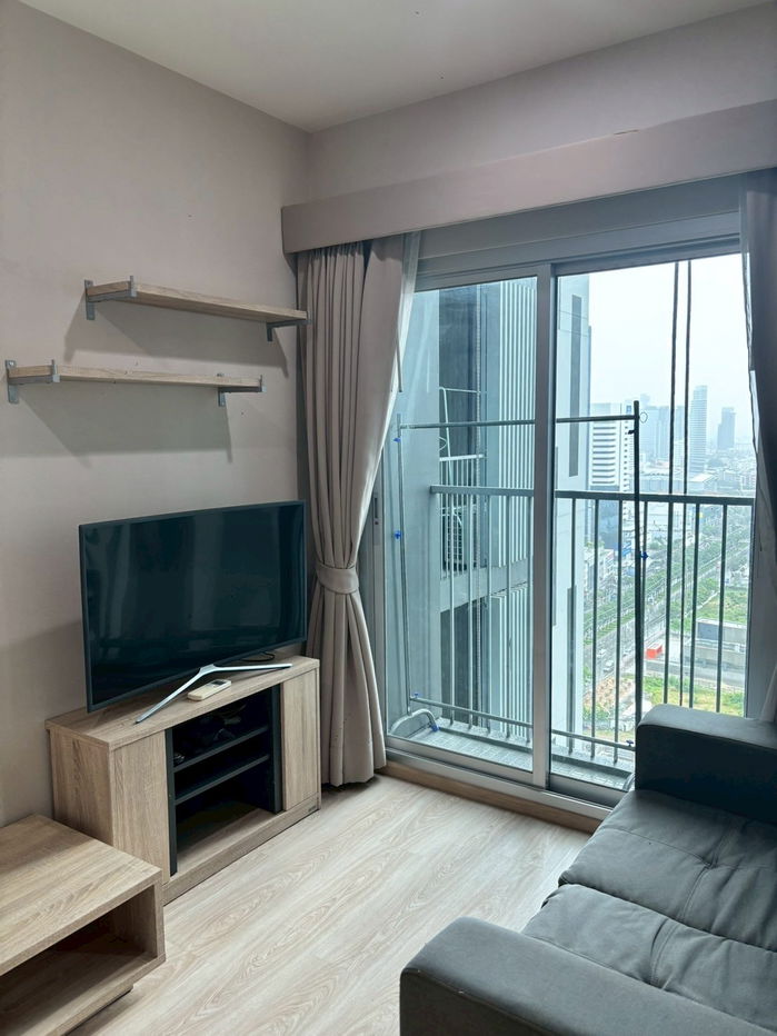 รูป เช่าด่วน!!! 15,000/เดือน |โนเบิล รีวอลฟ์ รัชดา 1 | MRT ศุนย์วัฒนธรรม | ☎️0649538354 Line id : Gigmasong13 สอบถามได้นะคะ - รูปที่ 4/8