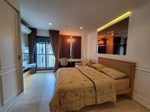 P-40733 ให้เช่า คอนโด ไลฟ์ วัน ไวร์เลส 1 Witthayu Rd, Lumphini, Pathum Wan, Bangkok พร้อมอยู่ ราคาถูก Line Id @easythaihome 085-592-2897