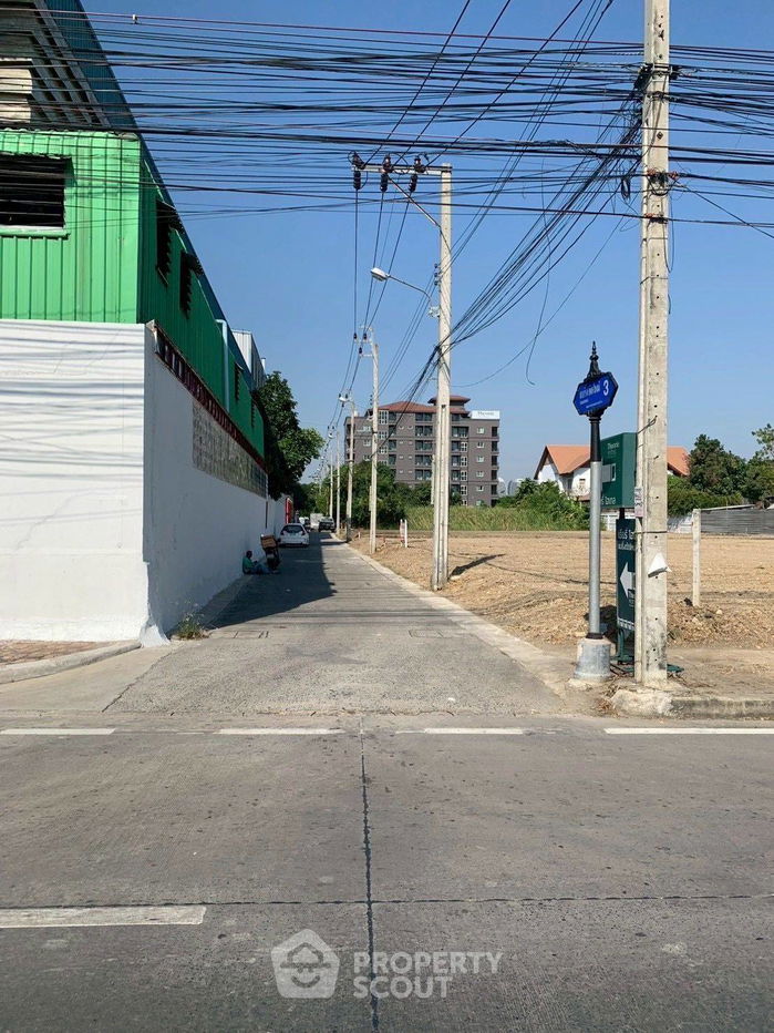 picture 2,800 m² Land for Rent close to Lasalle (ID 2281879) - 5/11