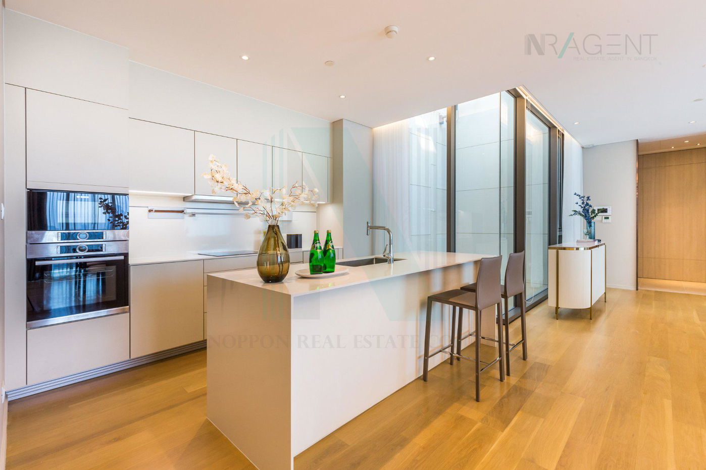 picture For rent condo BAAN SINDHORN Building 1, Floor 7,2 bed room, Room size 161 sqm - 8/8