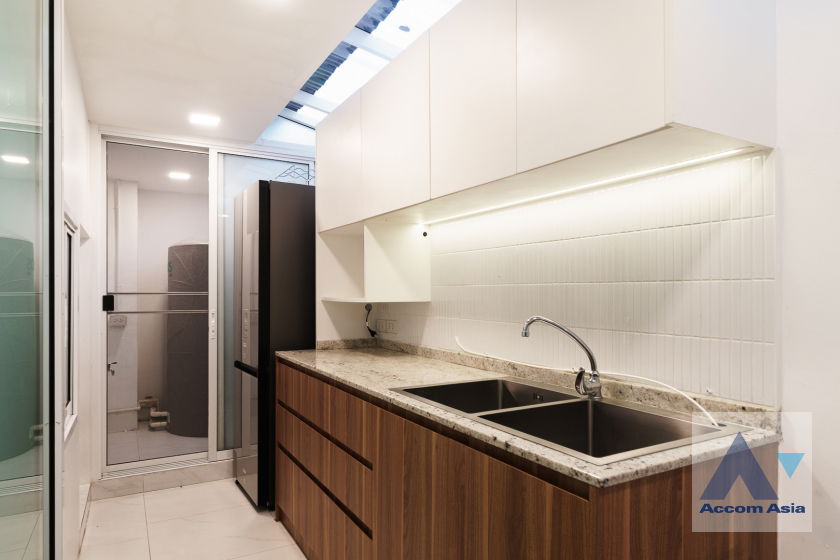 picture 🔼🔽 AccomA 📩 Modern 3.5-Storey Home with Indoor Rooftop – Perfect for Living or Home Office - Near BTS (1715007) - 9/20
