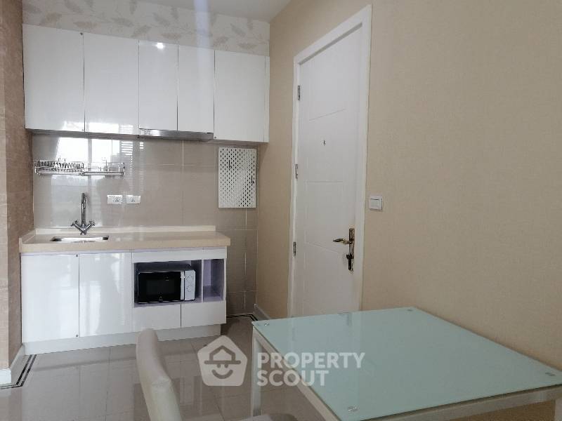 picture 1-BR Condo at T.c. Green Rama 9 near MRT Phra Ram 9 (ID 607482) - 7/24