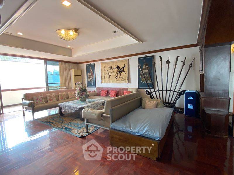 รูป คอนโด 3-ห้องนอน ที่ โอเรียลเต็ล ทาวเวอร์ คอนโดมิเนียม ใกล้ BTS เอกมัย (ID 2280755) - รูปที่ 1/27