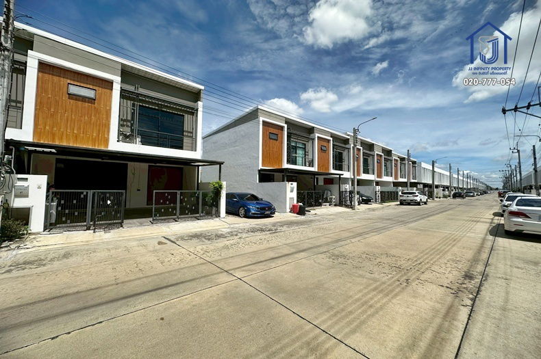 รูป ขายทาวน์โฮม 2ชั้น เดอะ พราว วงแหวน-รามอินทรา  ซอยสุเหร่าคลองหนึ่ง 15 ใกล้รถไฟฟ้าสายสีชมพู หลังมุม - รูปที่ 2/13