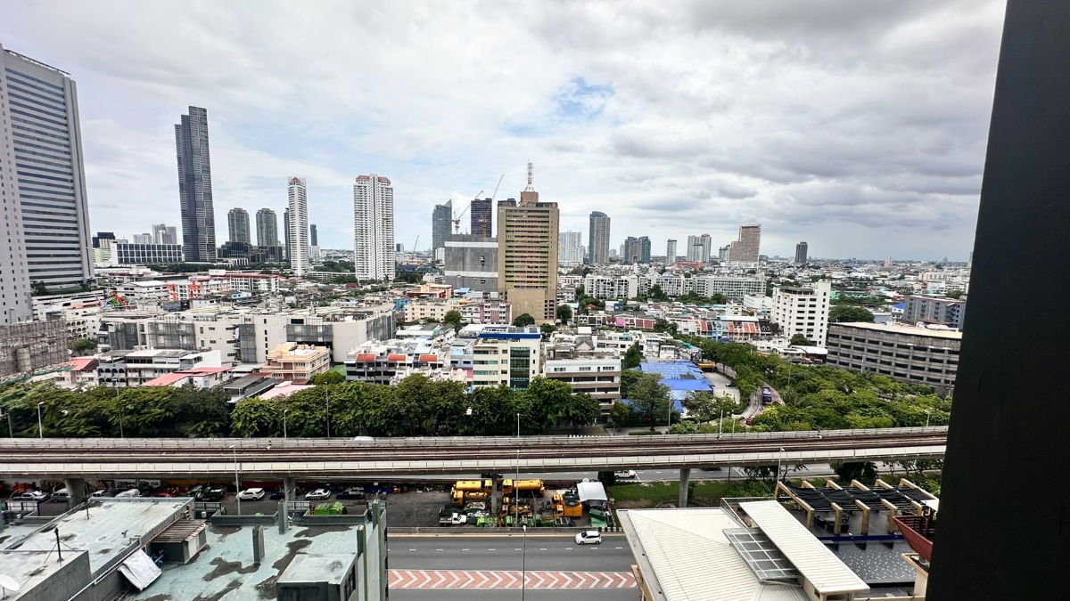 รูป Urbano Absolute | ให้เช่า 1 ห้องนอน สภาพดี ตกแต่งเรียบร้อย ชั้นสูงมาก วิวแม่น้ำ ราคาดี - รูปที่ 4/14