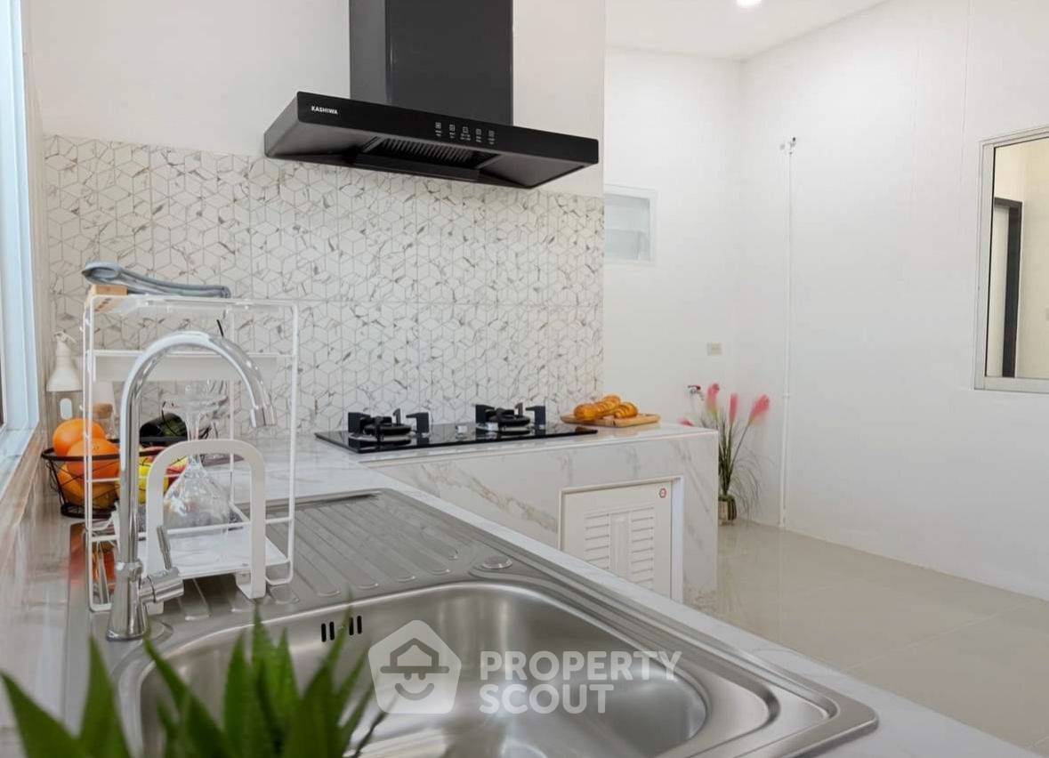 รูป บ้าน 3-ห้องนอน ใกล้ พัทยาตะวันออก (ID 2280642) - รูปที่ 8/14