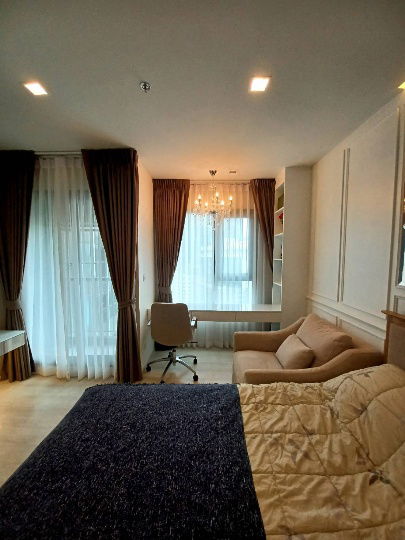 picture Condo for rent: Life One Wireless - 10/18
