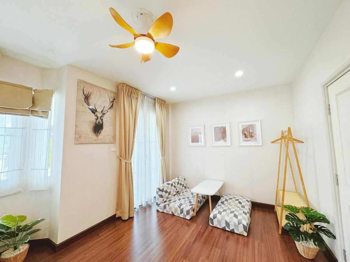 รูป 🌟 ให้เช่าทาวน์โฮมหรู 3 ชั้น ม.ลีออง สุขุมวิท 62 – บ้านตกแต่งสวย พร้อมเข้าอยู่ ใกล้ BTS บางจาก สนใจ Line ID : @951qfbfi 🌟 - รูปที่ 10/21