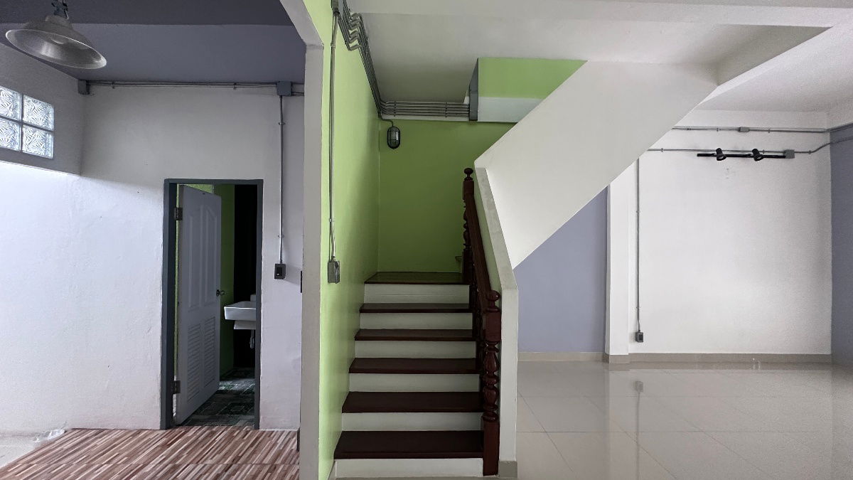 รูป ขายทาวน์เฮ้าส์ 2 ชั้น  ซอยจรัญสนิทวงศ์ 34/2   ขนาด 17 ตร.ว.  ใกล้ MRT รถไฟฟ้าสายสีนำ้เงิน  - รูปที่ 13/26