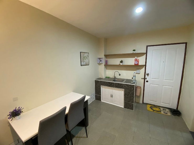 picture AS1526 The Parkland Bangna Condo for rent - 7/11