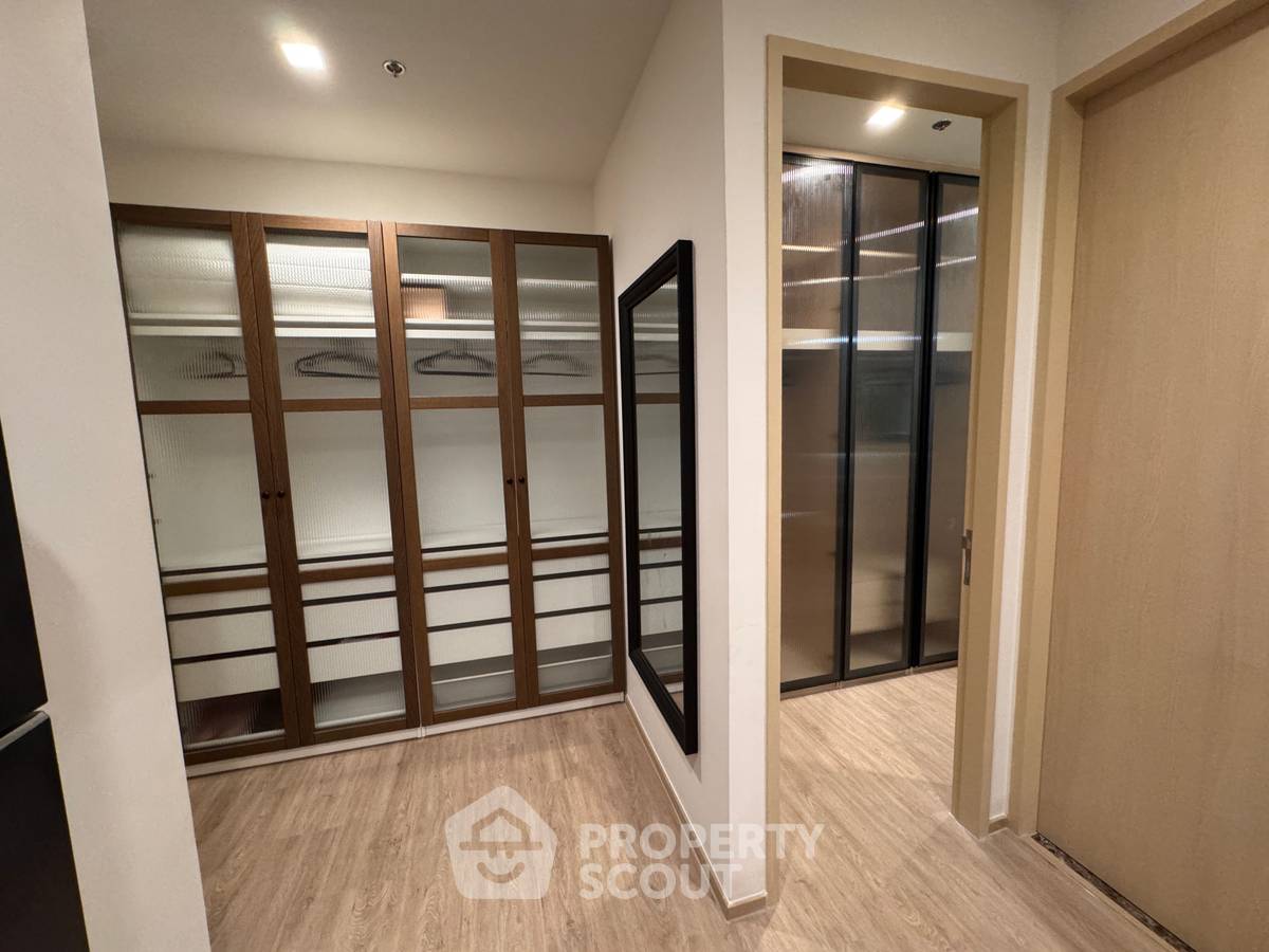 picture 2-BR Condo at Noble State 39 near BTS Phrom Phong (ID 2059865) - 5/10