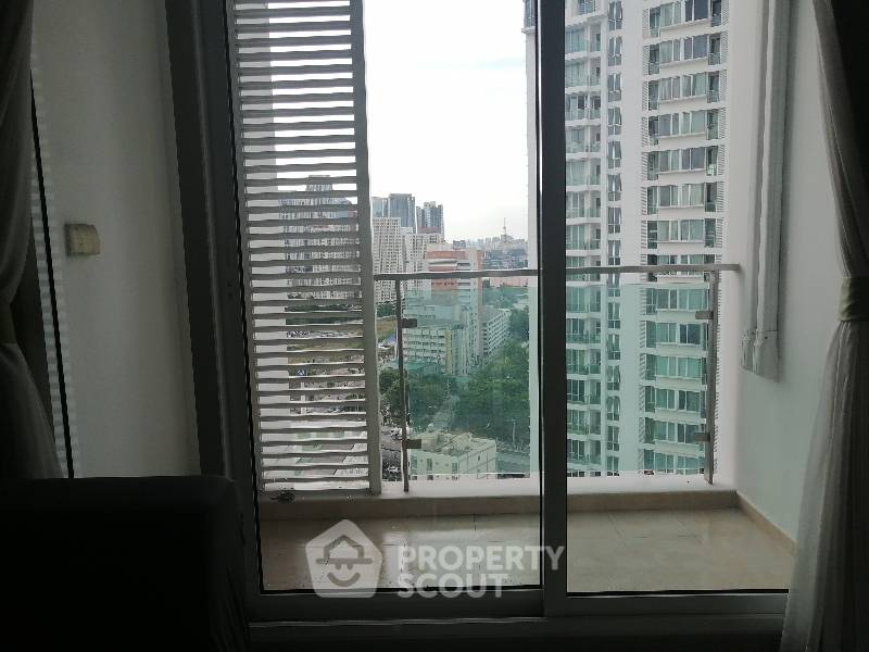 picture 1-BR Condo at T.c. Green Rama 9 near MRT Phra Ram 9 (ID 607482) - 9/24