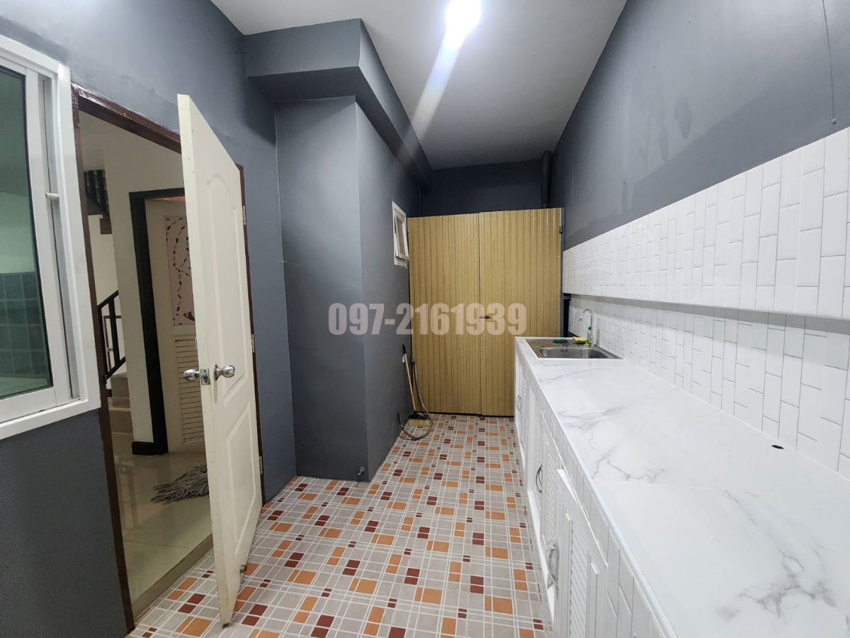 รูป ให้เช่าทาวน์เฮาส์ 2 ชั้น หมู่บ้าน เคซี 6 รามอินทรา ซอยพระยาสุเรนทร์ 📲0972161939 - รูปที่ 11/14