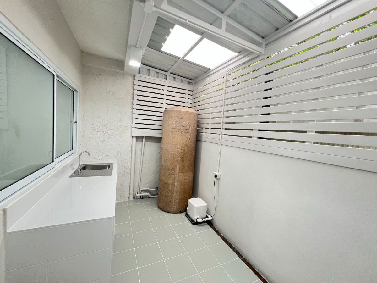 รูป โฮมออฟฟิศ 3 ชั้น（ 3 ห้องนอน 4 ห้องน้ำ ） ตรงข้าม โฮมโปรสันทราย (Homepro สันทราย)  - รูปที่ 5/15