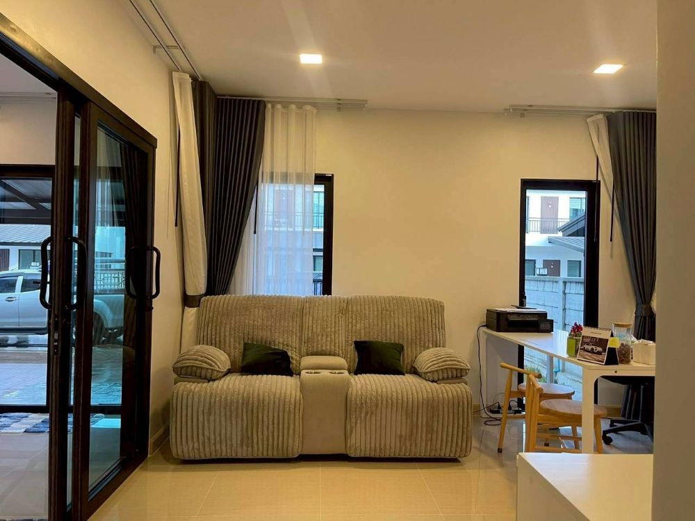 รูป ขายบ้านเดี่ยว 2 ชั้น Dara Grand ท่าตลาด-สามพราน ยูนิตเริ่มต้น 59 ตรว. ตกแต่งสไตล์โมเดิร์น พร้อมเข้าอยู่  - รูปที่ 3/19