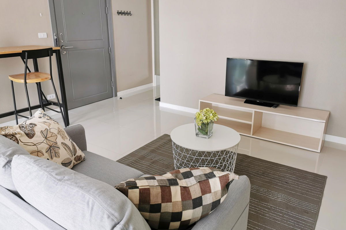 picture Modern 1-Bedroom Condo, Elements Srinakarin – Great Location Near Srinakarin Night Market - 2/5