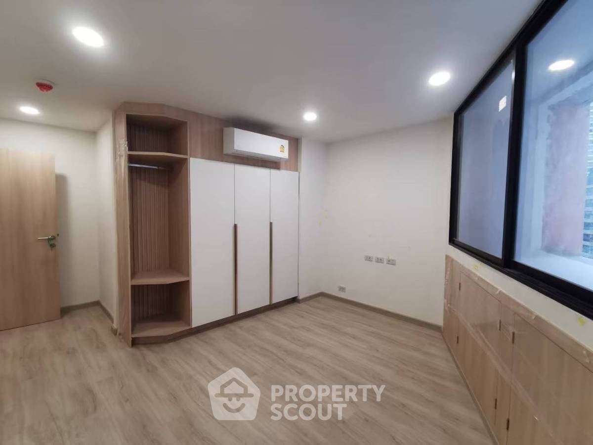 รูป คอนโด 4-ห้องนอน ที่ เพรสซิเดนท์ ปาร์ค คอนโดมิเนี่ยม ใกล้ MRT ศูนย์การประชุมแห่งชาติสิริกิติ์ (ID 2281561) - รูปที่ 13/26