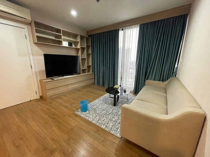 รูป 💥💥ขายห้องพร้อมผู้เช่า!! คอนโด The Tree Interchange 2Bed 58 ตร.ม. ชั้น 23 ตึก B แต่งครบ ทำเลดี เพียง 5.0 ล้านบาท!! สอบถาม LINE: @atfirm💥💥 - รูปที่ 3/16