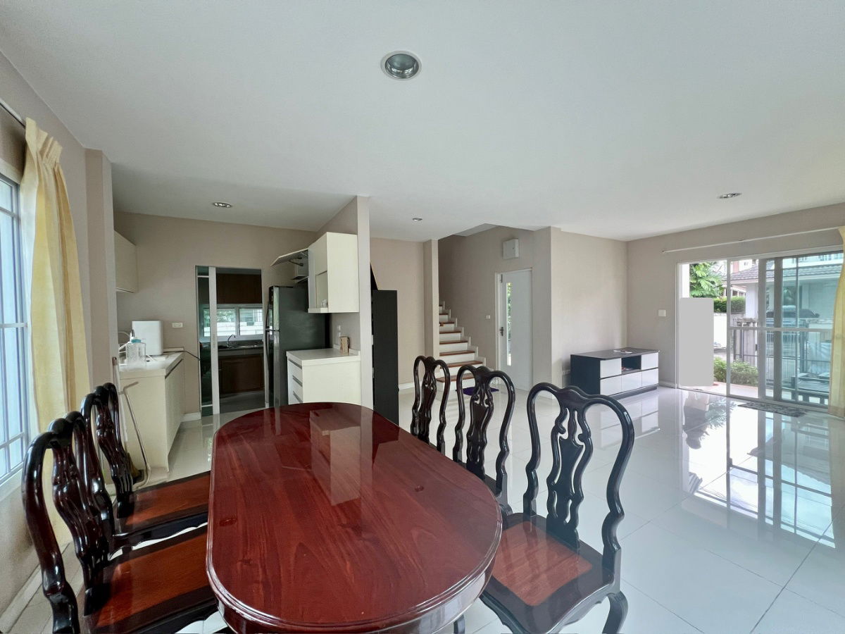 รูป 🏡 ขายด่วน ราคาพิเศษ บ้านเดี่ยว 2 ชั้น Mantana Rama 9 – Srinakarin ✨ บ้านสวยพร้อมอยู่ ทำเลศักยภาพ ใกล้สิ่งอำนวยความสะดวก - รูปที่ 6/23