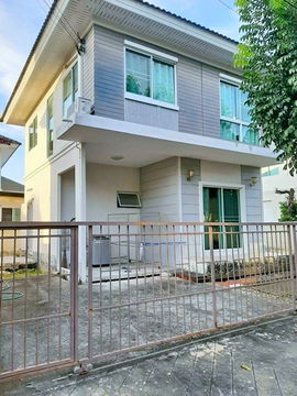 ตลาดมีนบุรี 1 2.4 กม. 2 น้ำ ให้เช่าบ้านเดี่ยว 2 ชั้น วิวสวน ฟอร์ครบ ม.เกษมบัณฑิต ร่มเกล้า 1.7 กม. 3 นอน ถ.รามคำแหง ร่มเกล้า แยก-ลาดบัวขาว