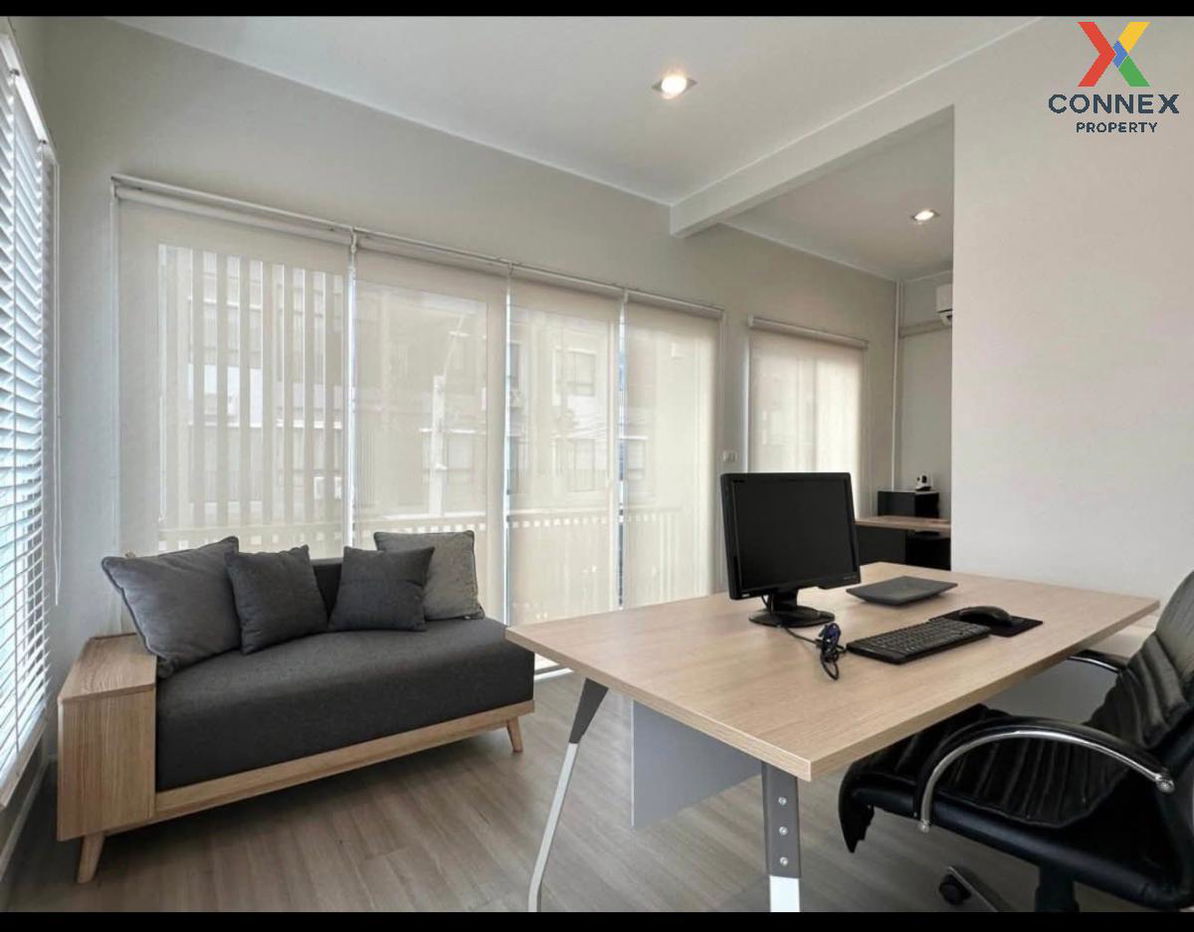 picture For Rent Townhouse/Townhome  , Sammakorn Avenue Ramintra-Wongwaen , Tha Raeng , Bang Khen , Bangkok , CX-129100 ✅ Live chat with us ADD LINE @connexproperty ✅  - 6/9