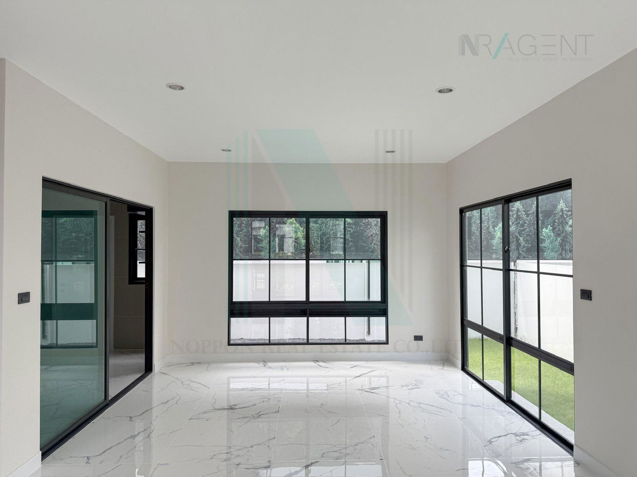 รูป ขายบ้านเดี่ยว โครงการ เศรษฐสิริ วัชรพล - เทพรักษ์ 2 ชั้น 4 ห้องนอน 4 ห้องน้ำ - รูปที่ 4/8