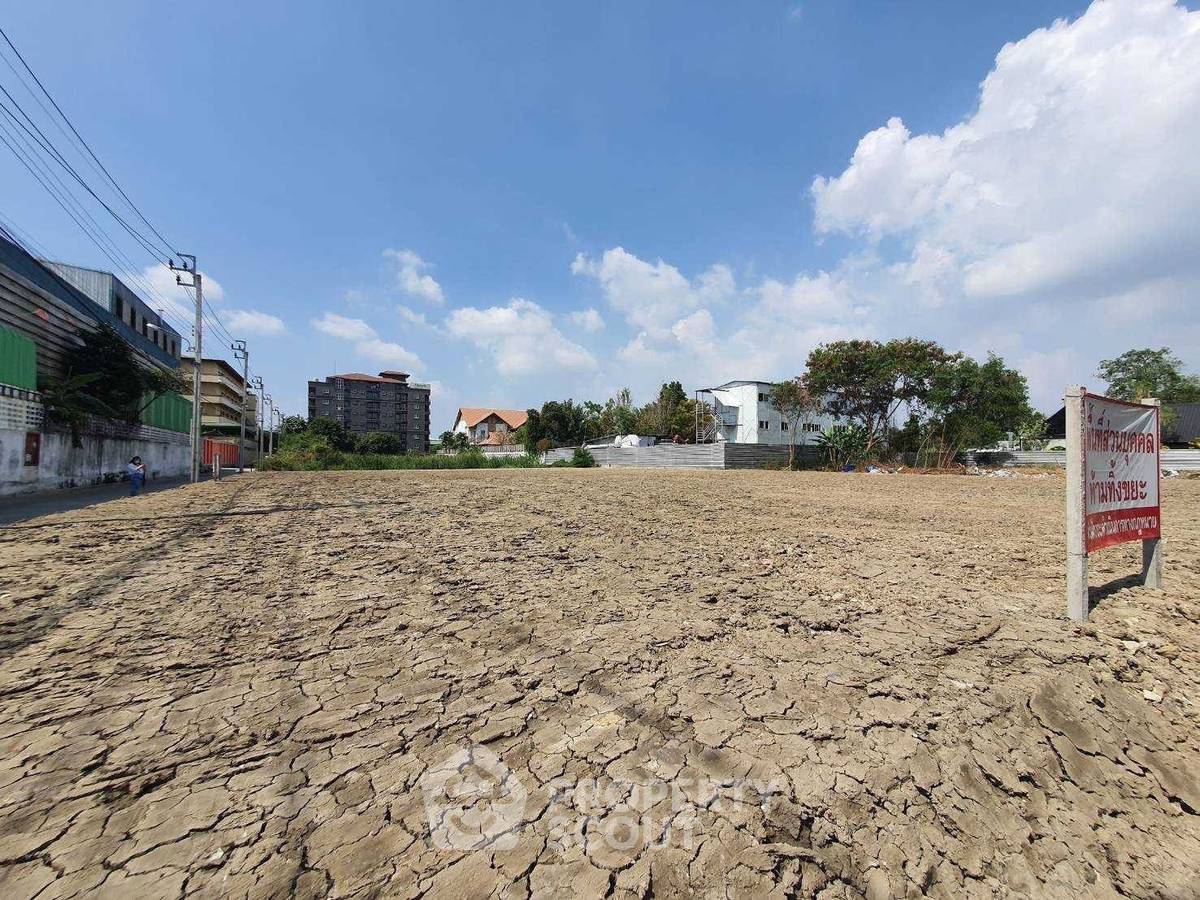 picture 2,800 m² Land for Rent close to Lasalle (ID 2281879) - 7/11