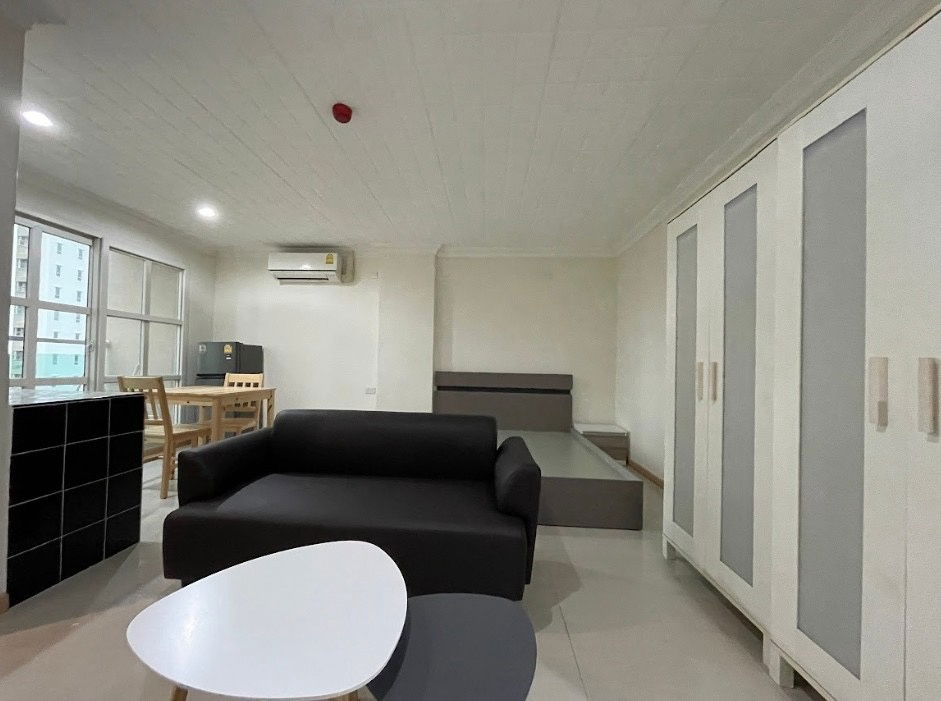 picture #S4425 For Rent Modern Sweet Home Condo Rama 9 - 2/8