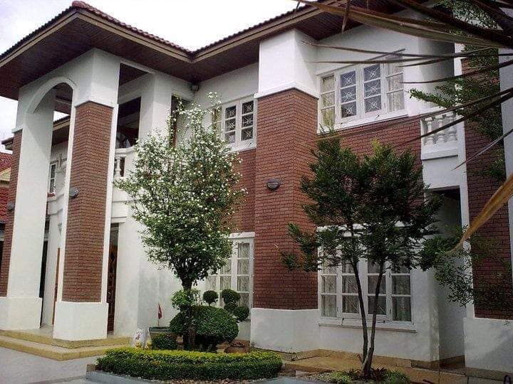 picture Good price, great value, corner house, view opposite the public park, near Future Park Rangsit. - 19/23