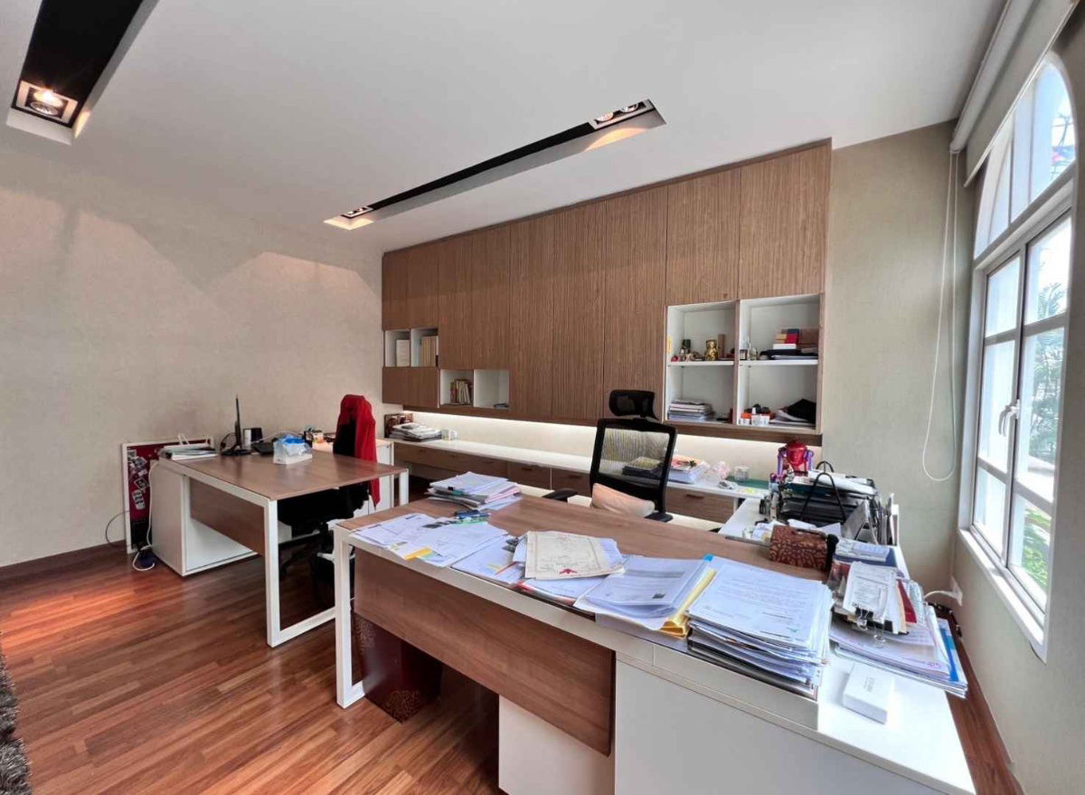picture Home Office for Sale – The Paradise, Chaengwattana 14 — ready to move in. Only 650 m. to Chaengwattana 14 BTS Station. - 7/14