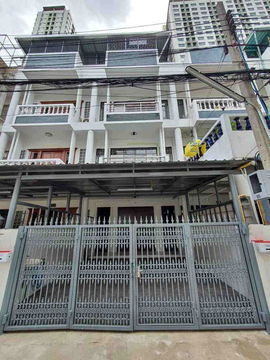 B1005 Townhouse for rent, 3 floors, Soi Borommaratchachonnani 4, opposite Central Pinklao