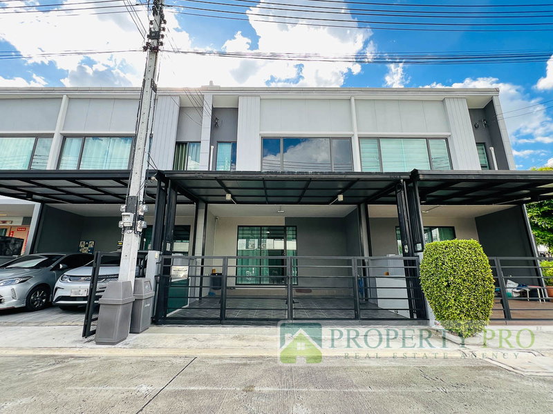 Townhouses for sale : TownHome for Sale Pleno Tiwanon, 3 bedroom 18 sq wah 106 sqm Good Condition Near Bang Kadi, Rangsit, Sri Saman, Don Mueang : EL25S-009
