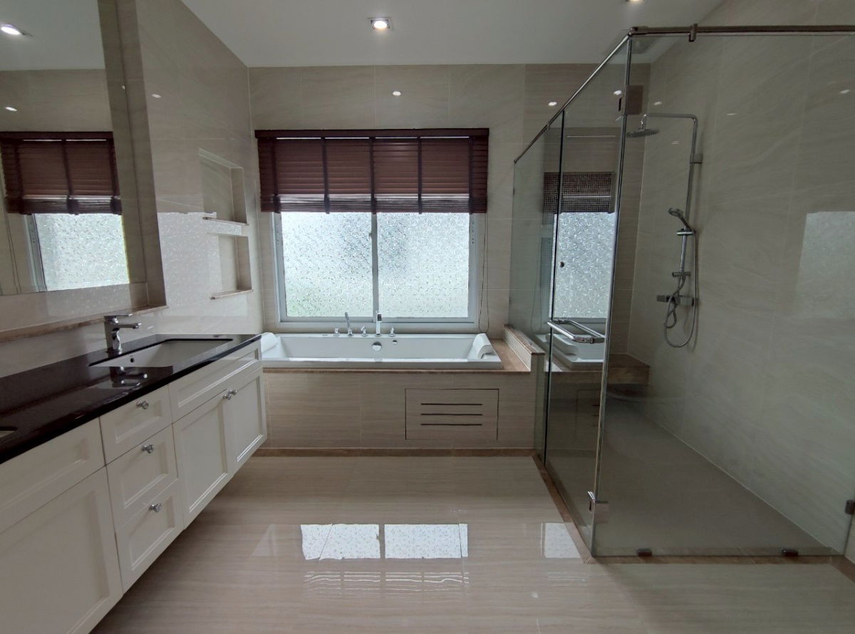 รูป 🏡✨ Luxury House ใจกลางบางนา – วงแหวน 💛❤️บ้านหรูโครงการ Two Grande Monaco Bangna – Wongwaen - รูปที่ 18/26