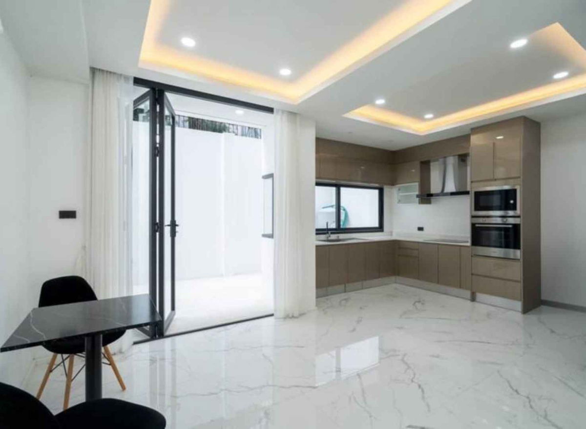 รูป ขาย Townhome 3 ชั้น 25 ตรว ซอยสุขุมวิท 15 ทำเลดี เพียง 1 นาทีถึง #โรงเรียนนานาชาติNIST และ 5 นาที ถึง BTS อโศก  - รูปที่ 9/18