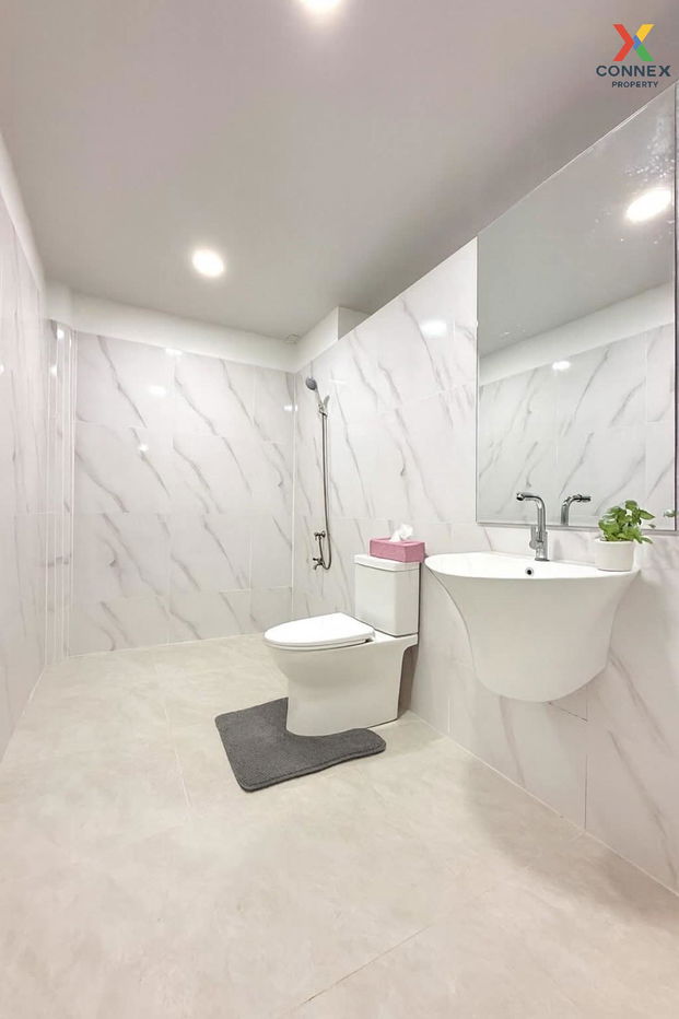 picture For Sale House , Baan Thewin , newly renovated , Wat Tha Phra , Bangkok Yai , Bangkok , CX-128875 ✅ Live chat with us ADD LINE @connexproperty ✅  - 6/12