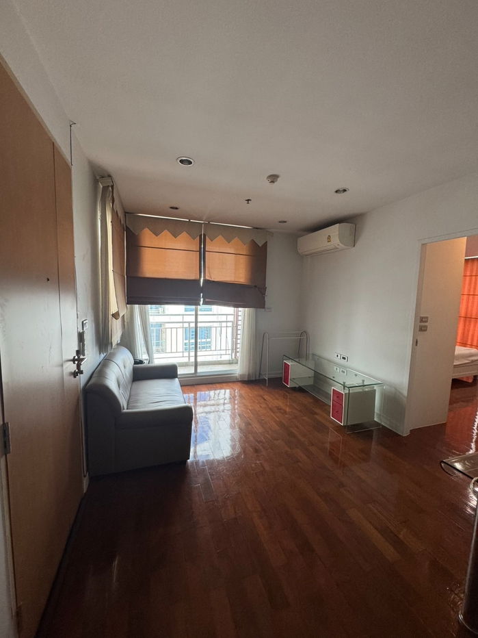 picture 1 bedroom @Condo Baan Siri Silom, near BTS Surasak - 1/9