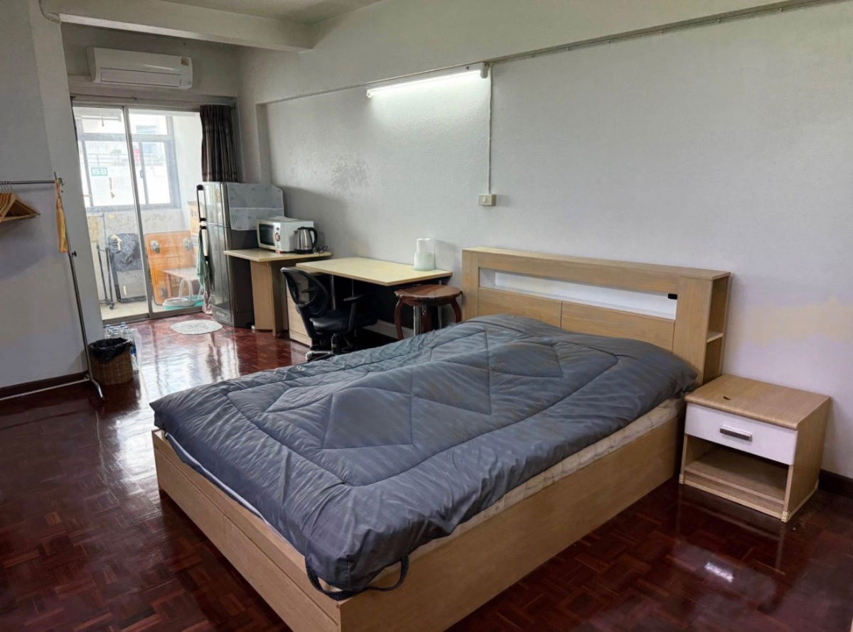 picture 𝗥𝗮𝘁𝗰𝗵𝗮𝗽𝗿𝗮𝗿𝗼𝗽 𝗚𝗮𝗿𝗱𝗲𝗻 for rent ✨ Fully furnished - 2/8