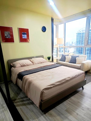 คอนโดให้เช่า : XT HUAIKHWANG ห้องสวย ราคาดี สอบถามเพิ่มเติมได้ที่ Line @condorental
