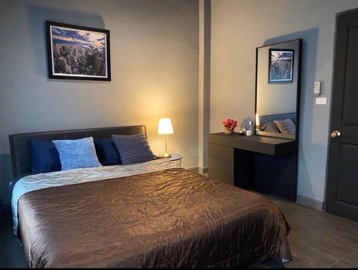 picture #R5939 🎉 260868 House for rent  Baan Klang Muang The Paris Rama 9 - Ramkamhaeng - 7/13