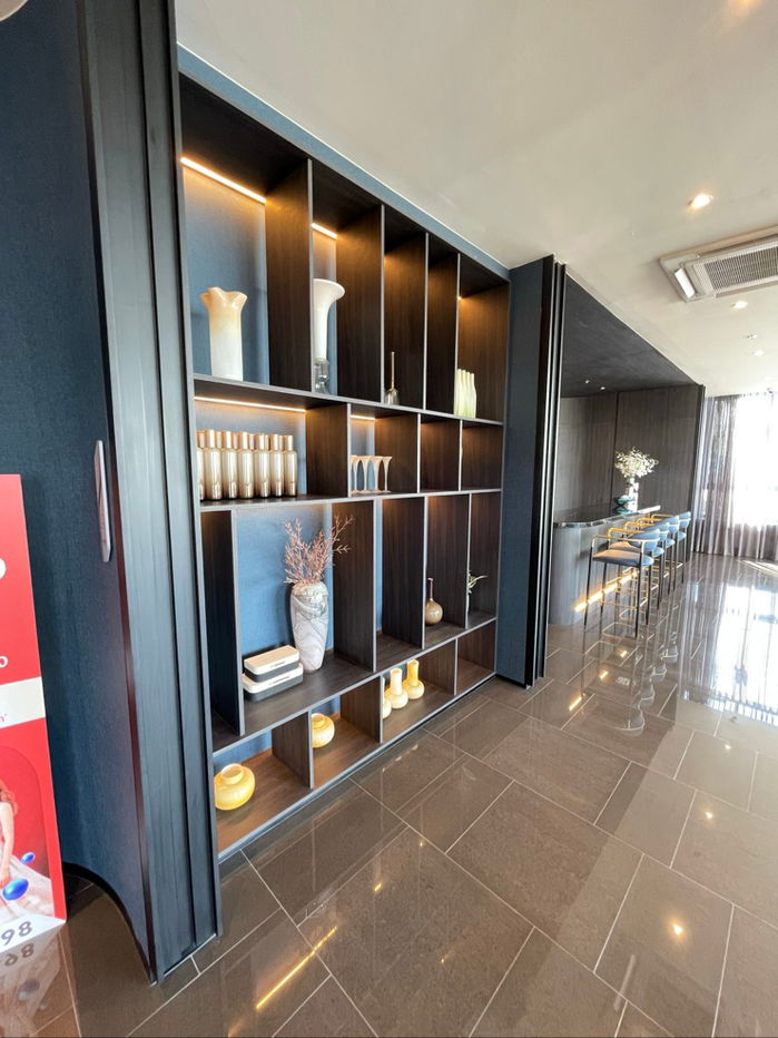 picture 🚆 0 meters from BTS Sai Luat – Step out of the condo and hop on the train right away! - 18/20