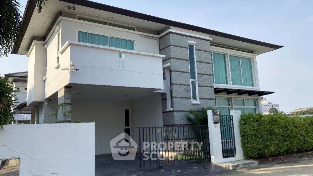 picture 4-BR House in Saphan Sung (ID 1111849) - 2/70