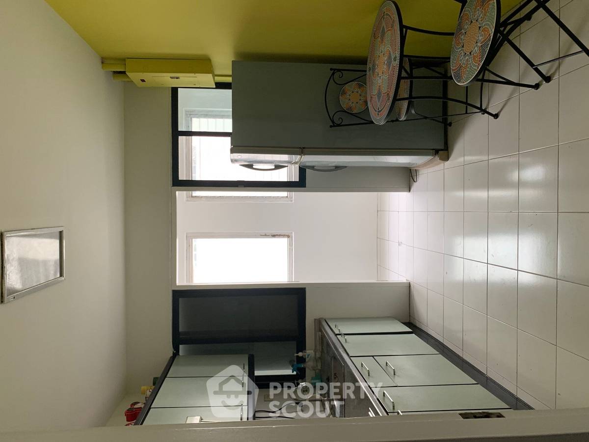 picture 3-BR Condo at Kiarti Thanee City Mansion Condominium near MRT Phetchaburi (ID 887302) - 7/13