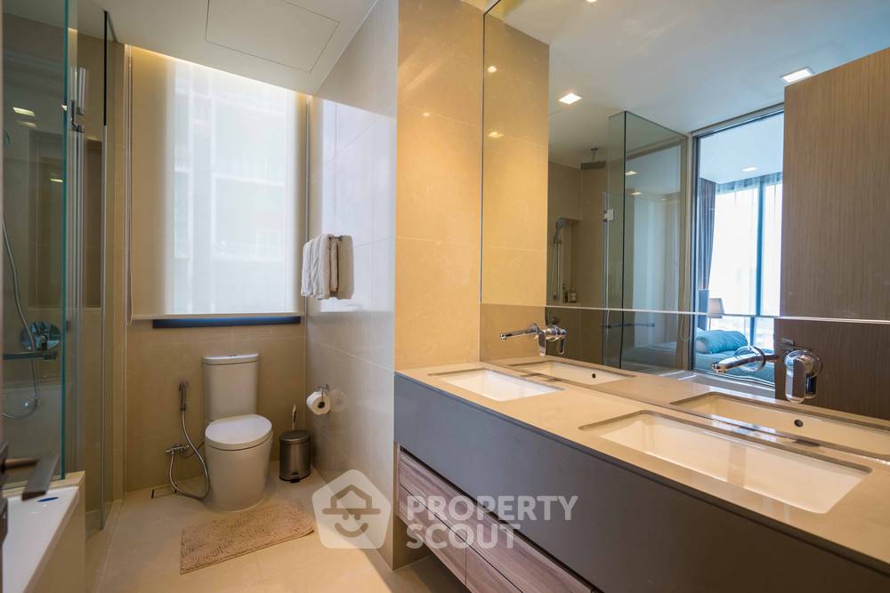 picture 2-BR Condo at The Esse Asoke near MRT Sukhumvit (ID 362901) - 9/24