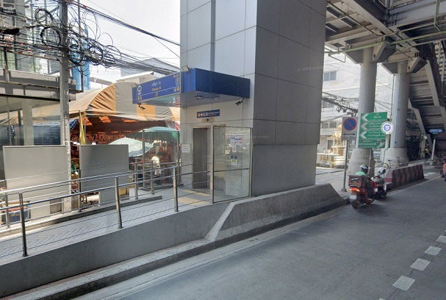 รูป จรัญฯ 11-15 MRT จรัญฯ 13 1 กม. MRTท่าพระ 2.2 กม. 1 นอน ให้เช่าอาคารพาณิชย์ 3 คูหาทะลุกัน กว้างขวาง เหมาะกับเป็นโกดังขนาดกลาง สต็อกสินค้า - รูปที่ 6/8