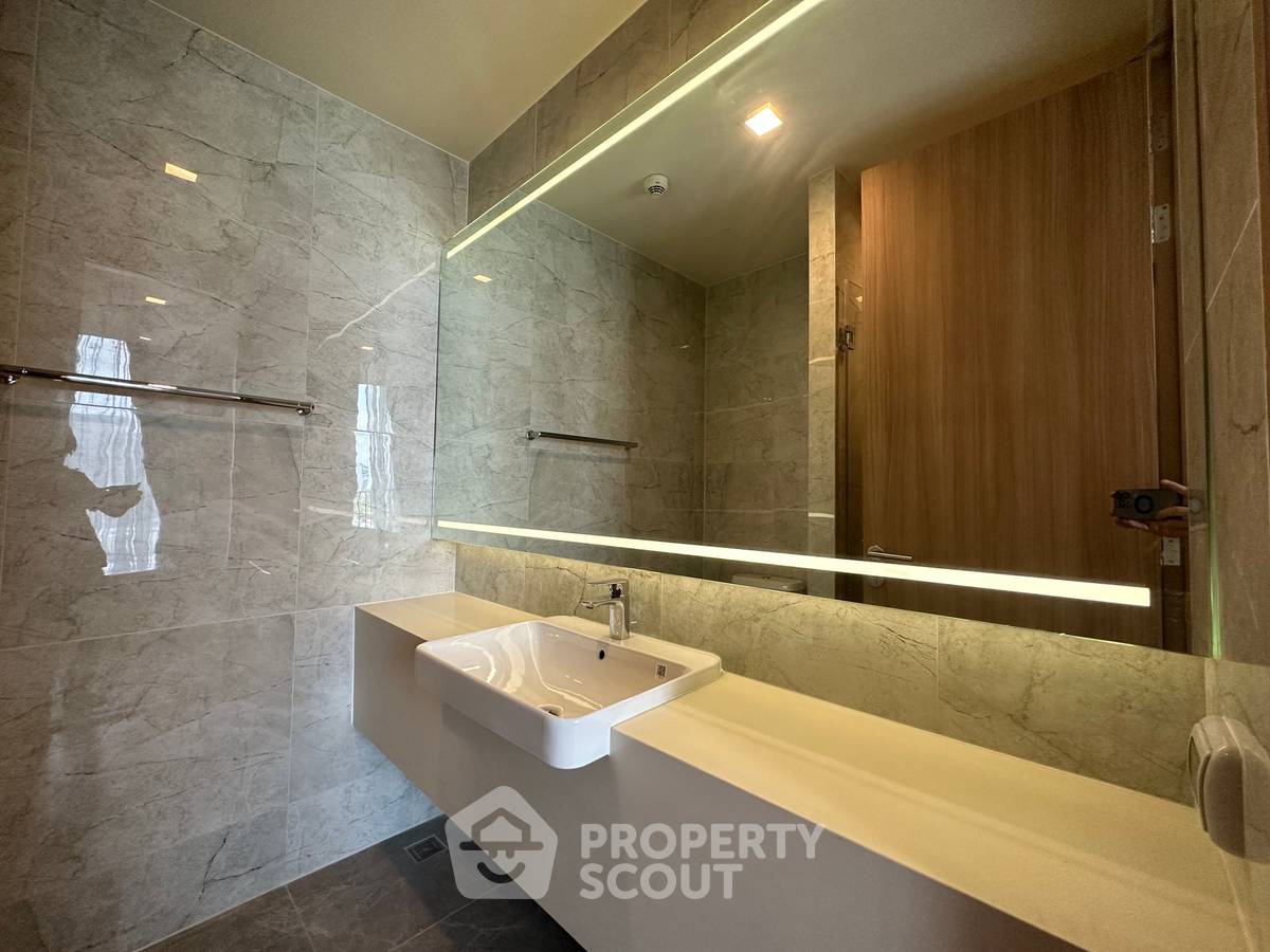 picture 1-BR Condo at Noble Around Sukhumvit 33 near BTS Phrom Phong (ID 1853727) - 4/10