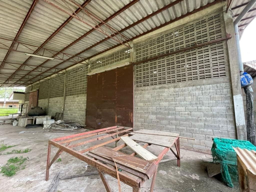 picture Land for Rent: 3 Rai with Warehouse and worker housing - 11/12