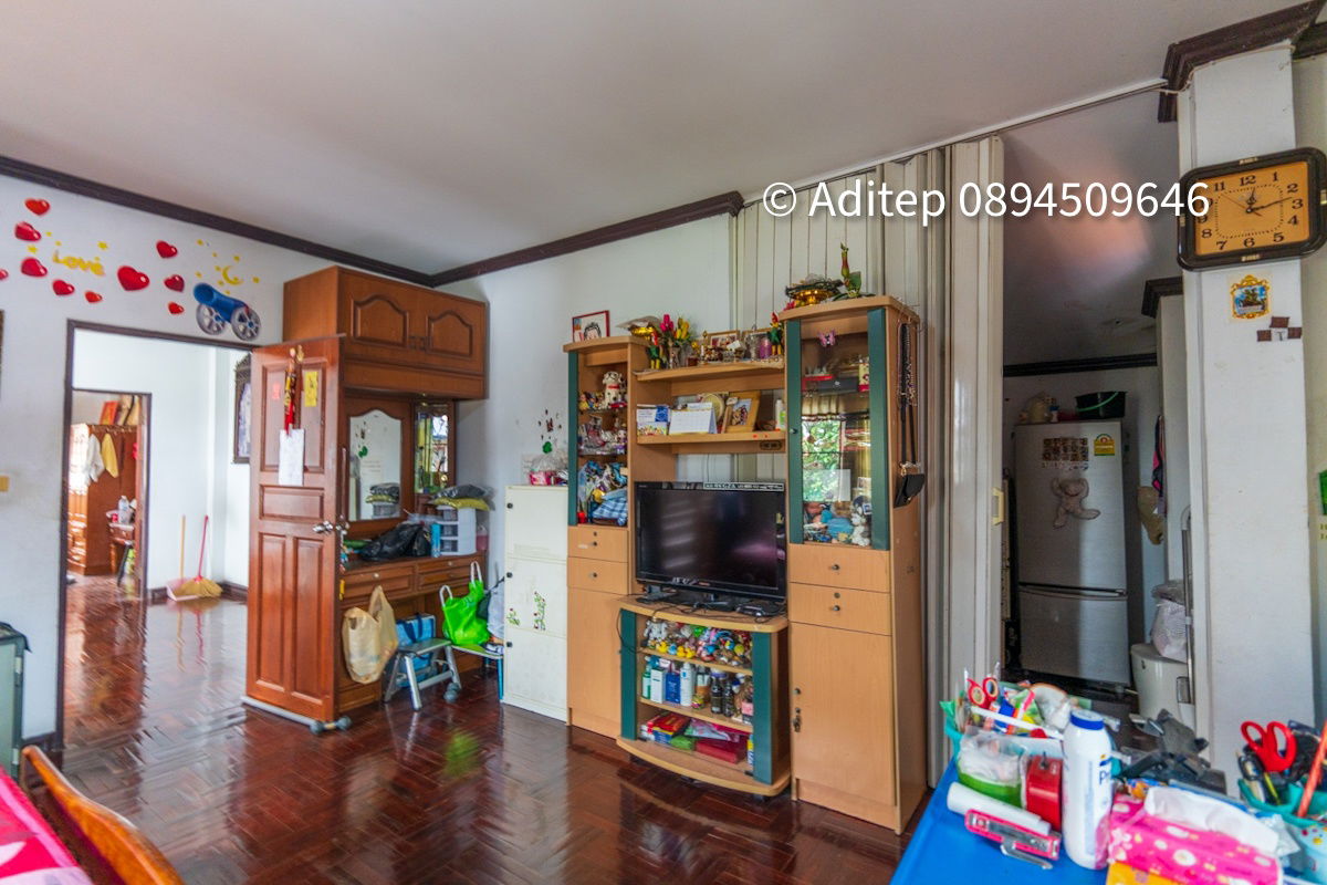 รูป ขาย บ้านเดี่ยว 120 ตรว. หมู่บ้าน นครินทร์ การ์เด้น ร่มเกล้า 19/1 พร้อมอาคารสำนักงาน  เหมาะทั้งในการเป็น Home Office และอยู่อาศัย - รูปที่ 18/27